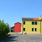 Bed & Breakfast Corte Monfardina 3*