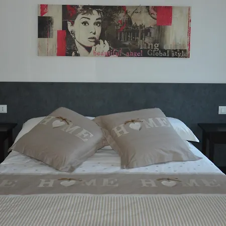 Corte Monfardina B&B 아드리아